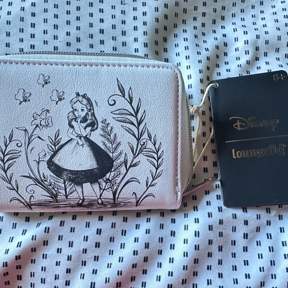 Loungefly Disney Alice in Wonderland White and Black Wallet